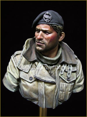 Young Miniatures YM1835 British Tank Crew WWII 1/10 – image 3