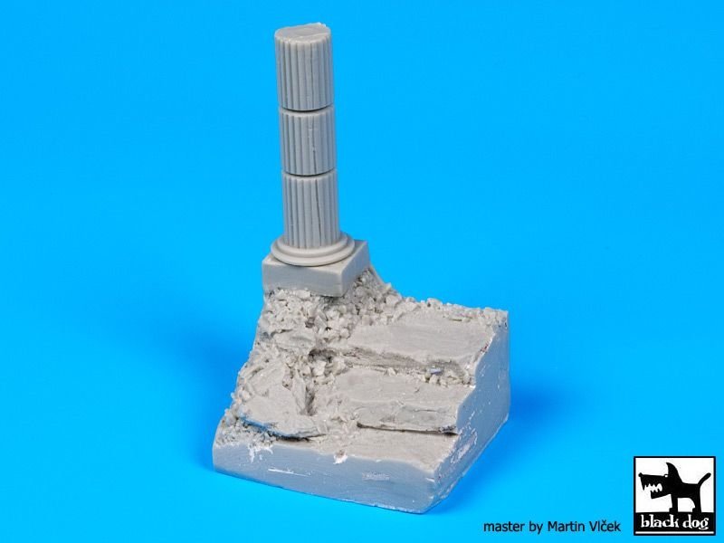 Escalier Black Dog D35039 avec base de colonne 1/35 – image 6