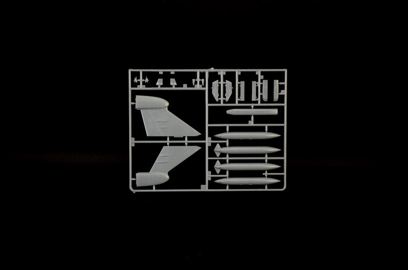 Italeri 1235 EF-111 A Raven 1/72 – Bild 8