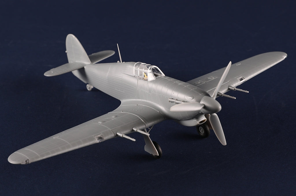 Hobby Boss 81779 Hawker Hurricane Mk.IIc / Trop 1/48 – Bild 12
