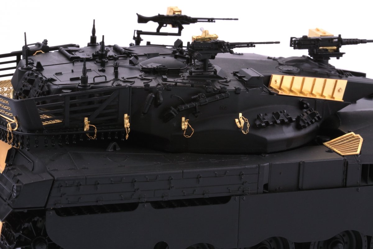 Eduard 36374 Merkava Mk.1 TAKOM 1/35 – image 6