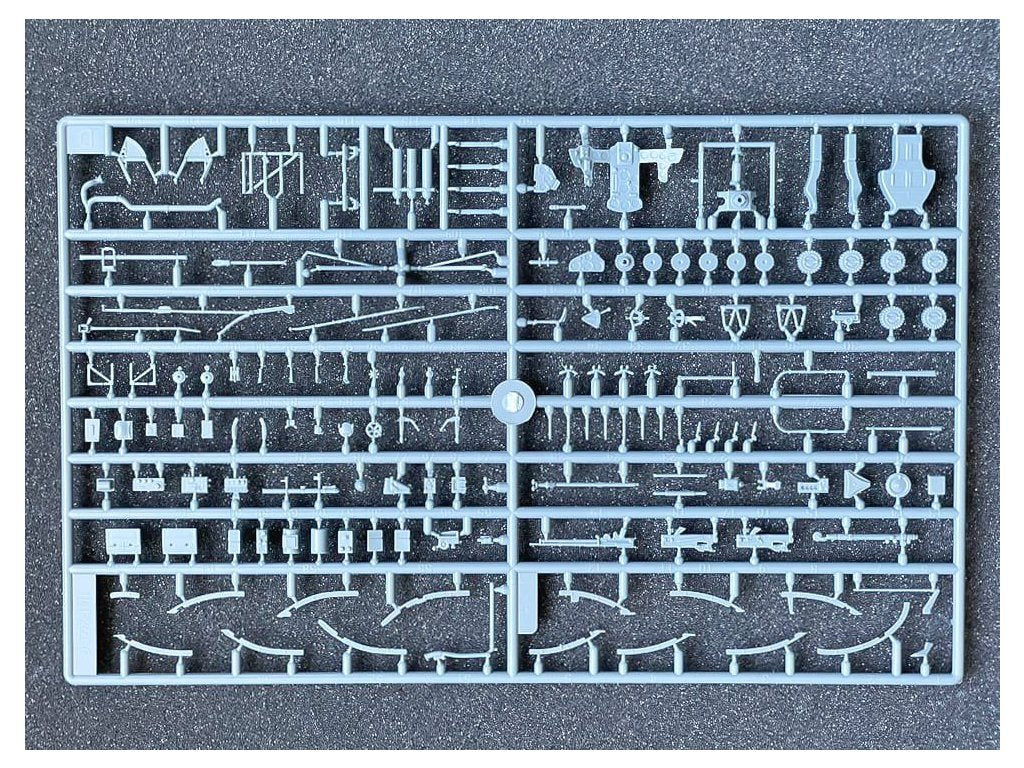 Infinity Models INF3205 Aichi D3A1 Val 1/32 – imagen 10