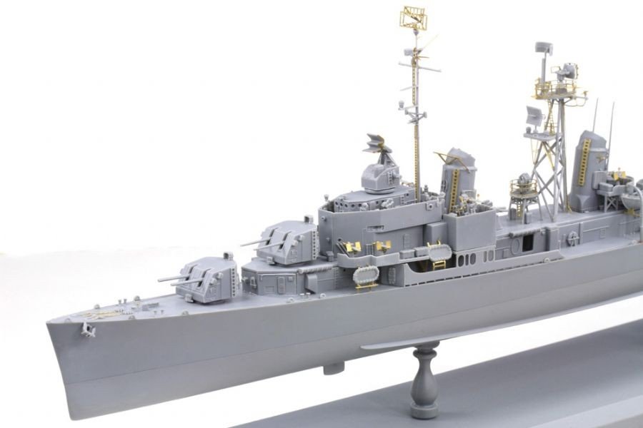 Dragon 1045 USS Frank Knox DD-742 (1/350) – Bild 8