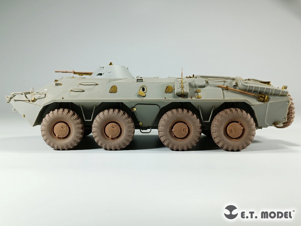 ET Model P35-128 Russian BTR-70 APC Sagged Wheels for Trumpeter kit 1/35 – Bild 8