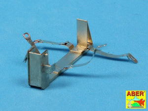 Aber 16027 Fire extinguisher with brackets used on German tanks, assault guns and other vehicles 1/16 – image 4