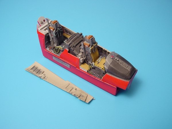 Ensemble cockpit Aires 4139 F-15E au 1/48 Revell