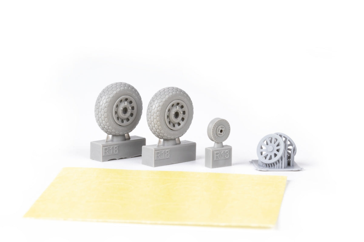 Eduard 648987 P-51B / C wheels oval tread EDUARD 1/48 – image 4