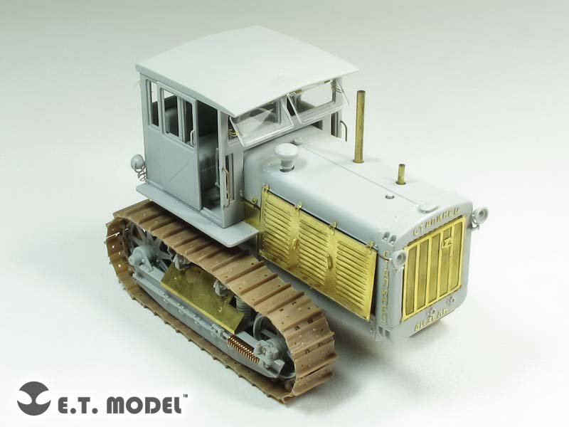 ET Model E35-193 Russian ChTZ S-65 Tractor with Cab (For TRUMPETER 05539) (1/35) – obrázek 3
