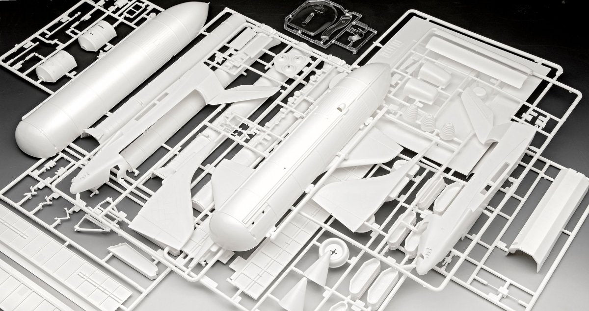 Revell 05674 Space Shuttle &amp;amp; Booster Rockets - 40th Anniversary 1/144 – obrázek 7