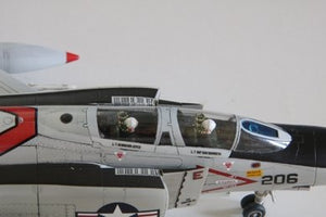 Fine Molds FP43S US Navy Jet Fighter F-4J &amp;quot;Aardvarks&amp;quot; 1/72 – image 8