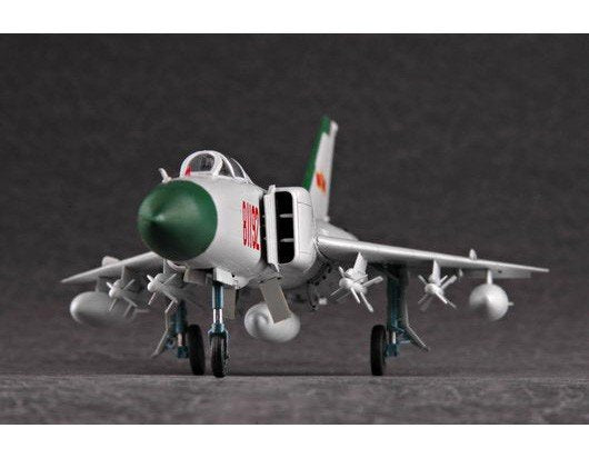 Trumpeter 01610 Shenyang F-8 Finback-B 1/72 – Bild 11