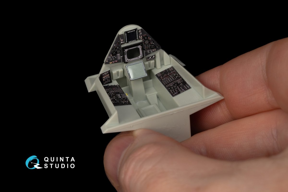Intérieur imprimé en 3D et coloré sur papier décalcomanie Quinta Studio QD48244 SR-71A (Revell) 1/48 – image 6