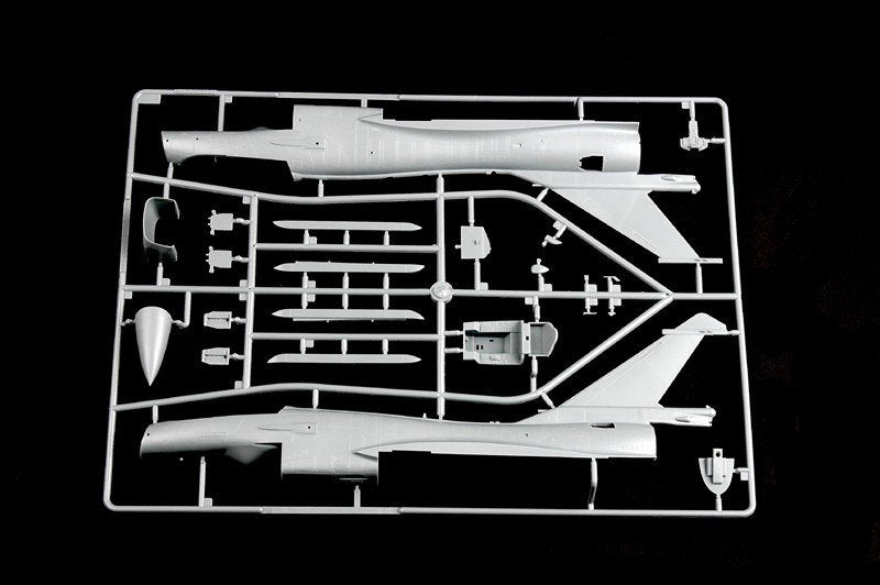 Trumpeter 02848 PLAAF J-10B Vigorous Dragon 1/48 – zdjęcie 5