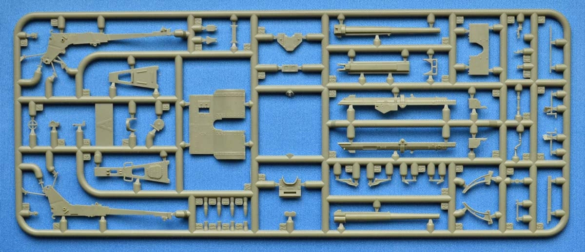 ACE 72595 Cannone da105/28 with carrello elastico trailer 1/72