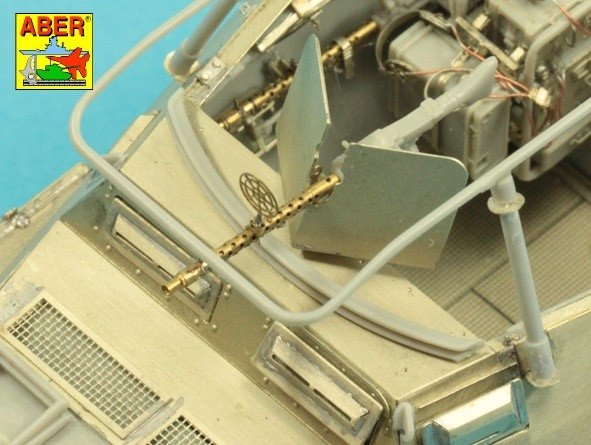 Aber 35L-169 Barrel for German MG34 rifle with armored cover 1/35 – image 12