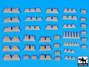 Black Dog T72057 Tentage plus bedrolls 3 accessories set 1/72 – obrázek 6