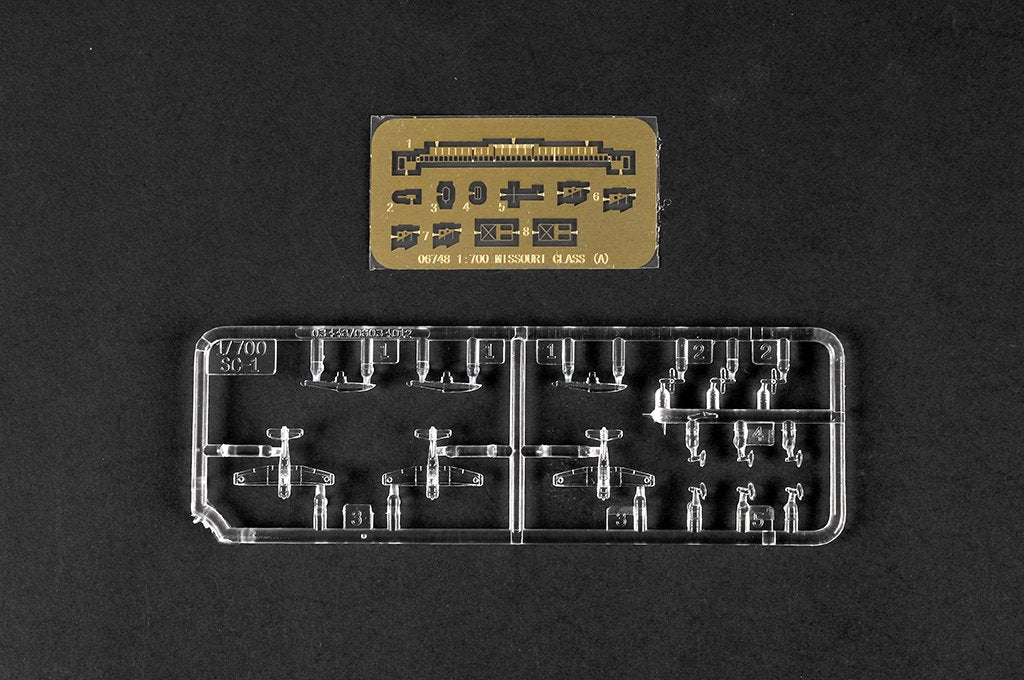 Trumpeter 06748 Battleship USS Missouri BB-63 1/700 – obrázek 14