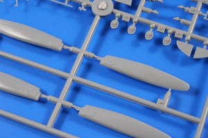 Special Hobby 48121 V-173 Flying Pancake (1/48) – obrázek 12