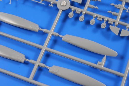 Special Hobby 48121 V-173 Flying Pancake (1/48) – obrázek 12