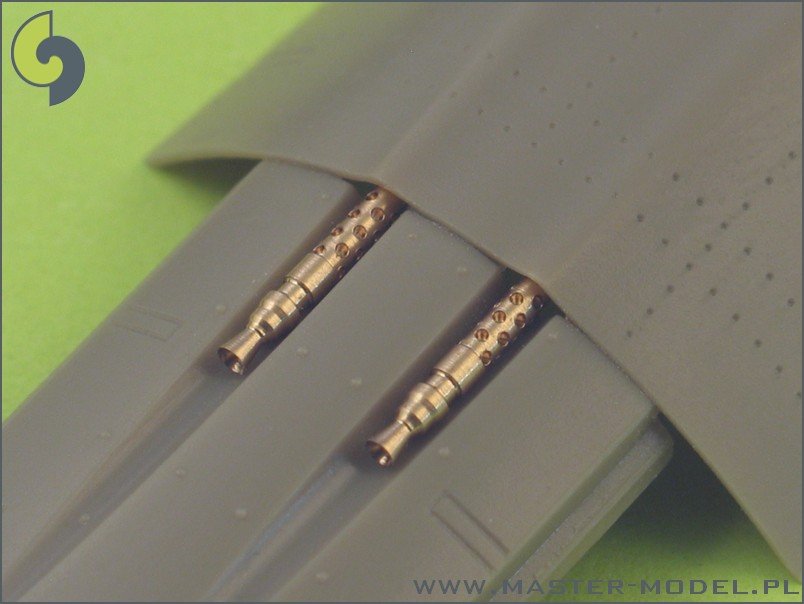 Master AM-48-018 Fw 190 A6 armament set (MG 17 barrel tips, MG 151 barrels, MG 151 fairings) &amp;amp; Pitot Tube (1/48) – Bild 3