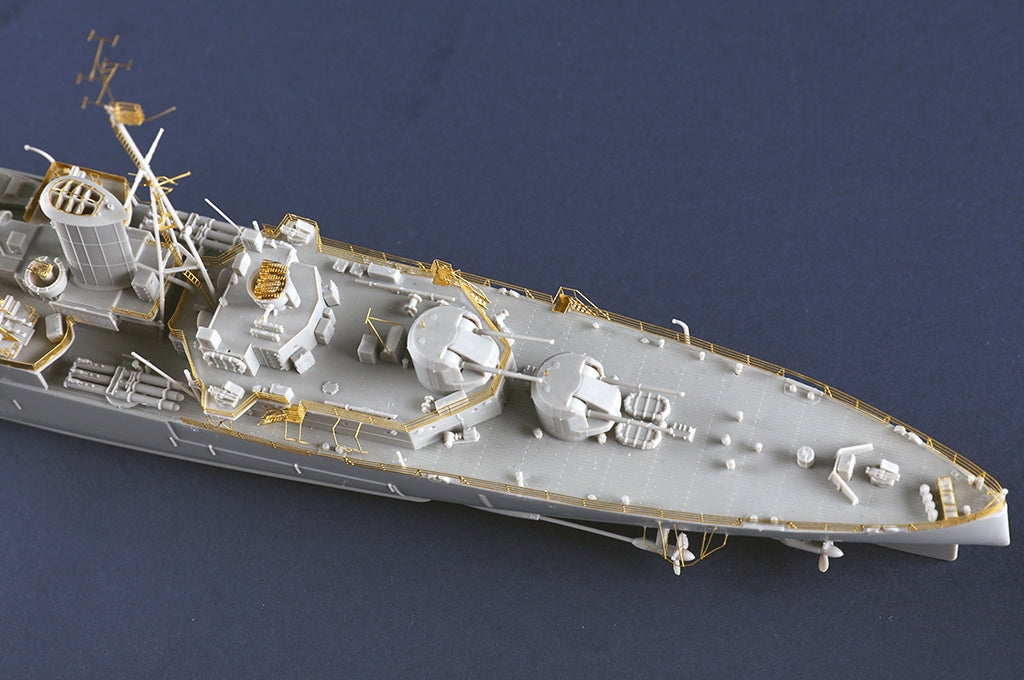 Trumpeter 05367 HMS Argonaut 1/350 – image 7