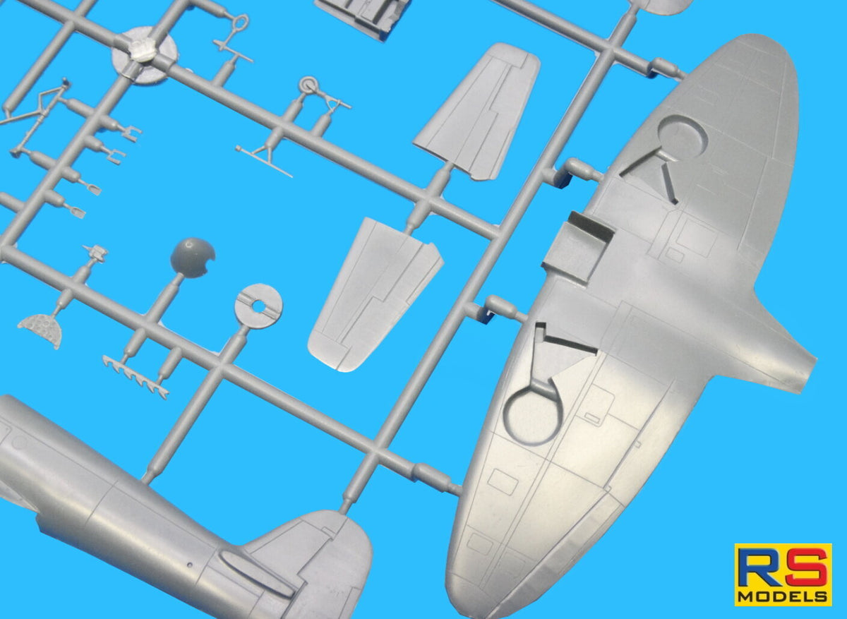 RS Models 92316 Heinkel He-112B WWII German Fighter 1/72 – image 4