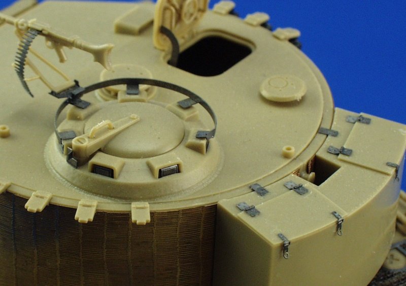 Eduard BIG3527 TIGER I Mid. Production TAMIYA 1/35 – image 8
