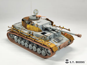 ET Model P35-044 WWII German Pz.Kpfw.III/IV Ostketten Workable Track 3D Printed 1/35 – image 7