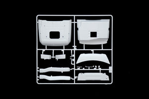 Italeri 3948 MERCEDES-BENZ MP4 BIG SPACE 1/24 – obrázek 11