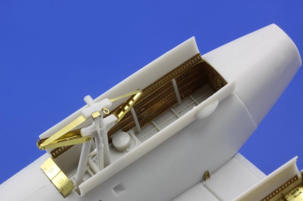 Eduard 48700 S-2E undercarriage 1/48 Kinetic – immagine 2