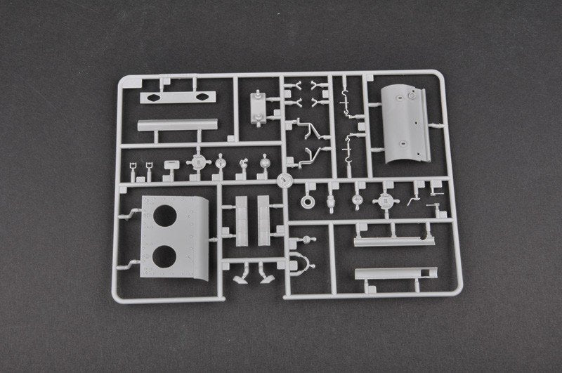 Trumpeter 05568 Soviet SU-152 Late 1/35 – image 7