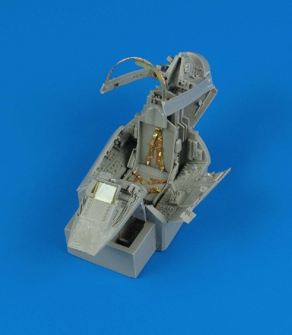 Ensemble cockpit Aires 2070 F-100D Super Saber 1/32 Trumpeter