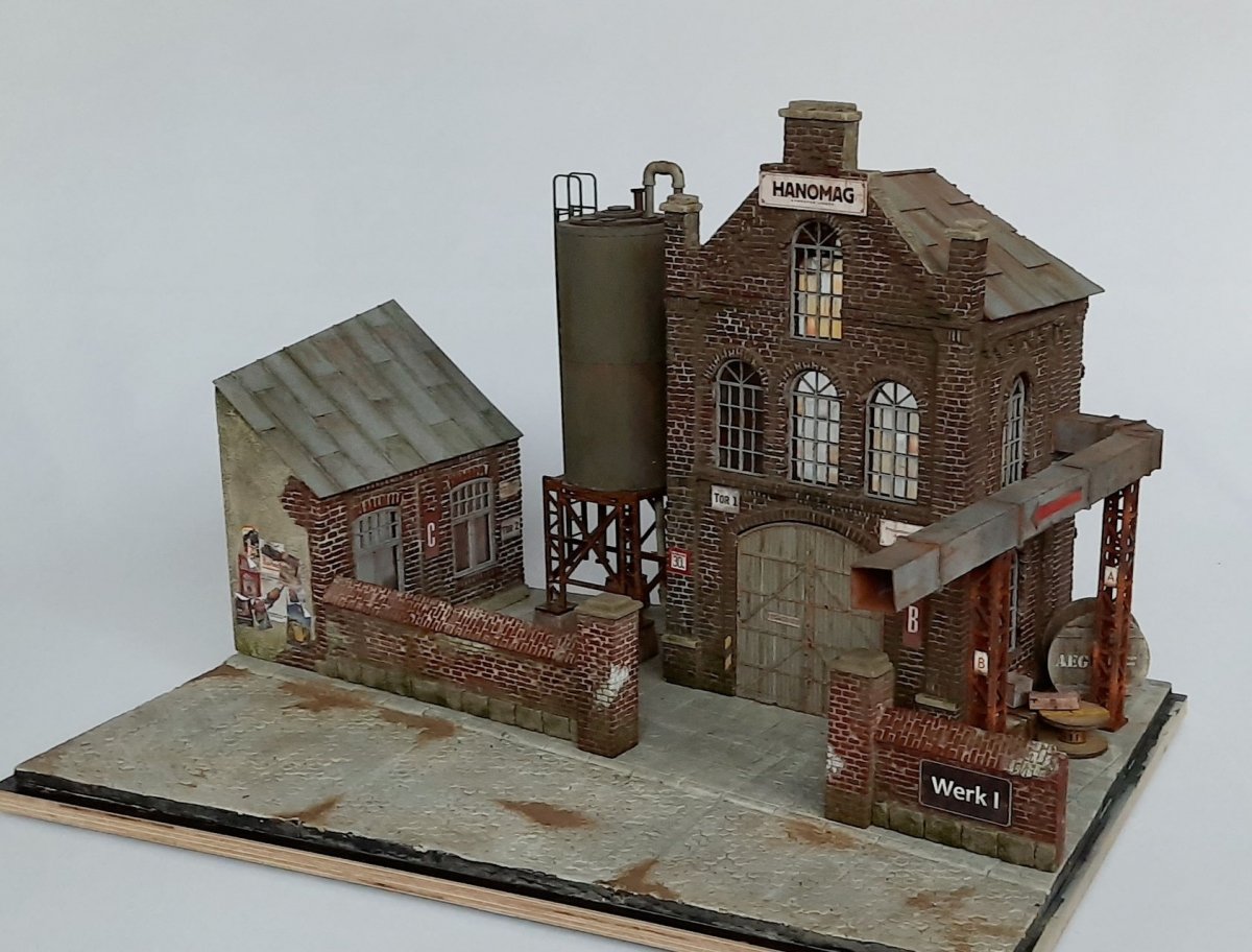 RT-Diorama 35286 Diorama-Base: &amp;quot;Factory Yard&amp;quot; 1/35 – immagine 15