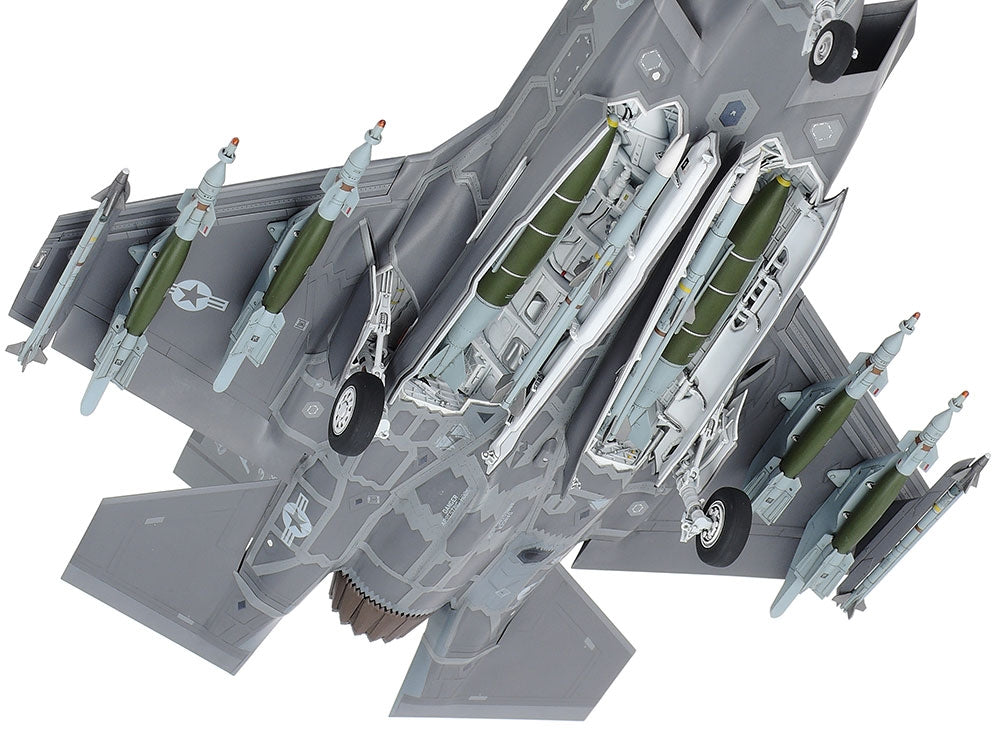 Tamiya 61124 Lockheed Martin F-35A Lightning II 1/48 – obrázek 7