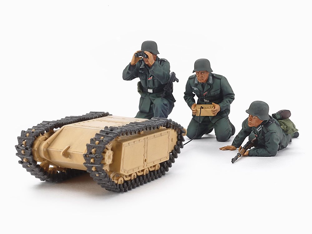 Tamiya 35357 German Assault Pioneer Team / Goliath Set 1/35 – immagine 2