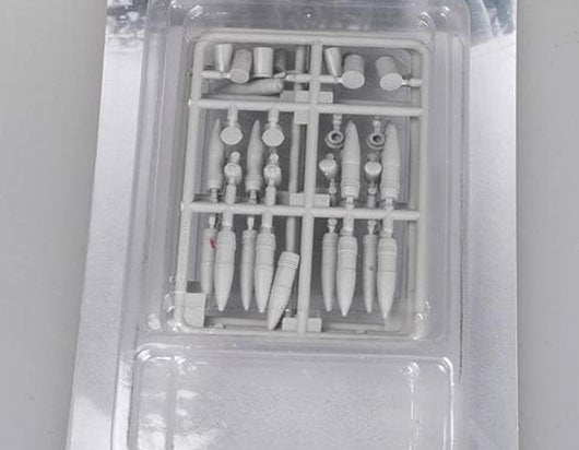 Trumpeter 06610 German 21CM cannon shells 1/35 – image 2