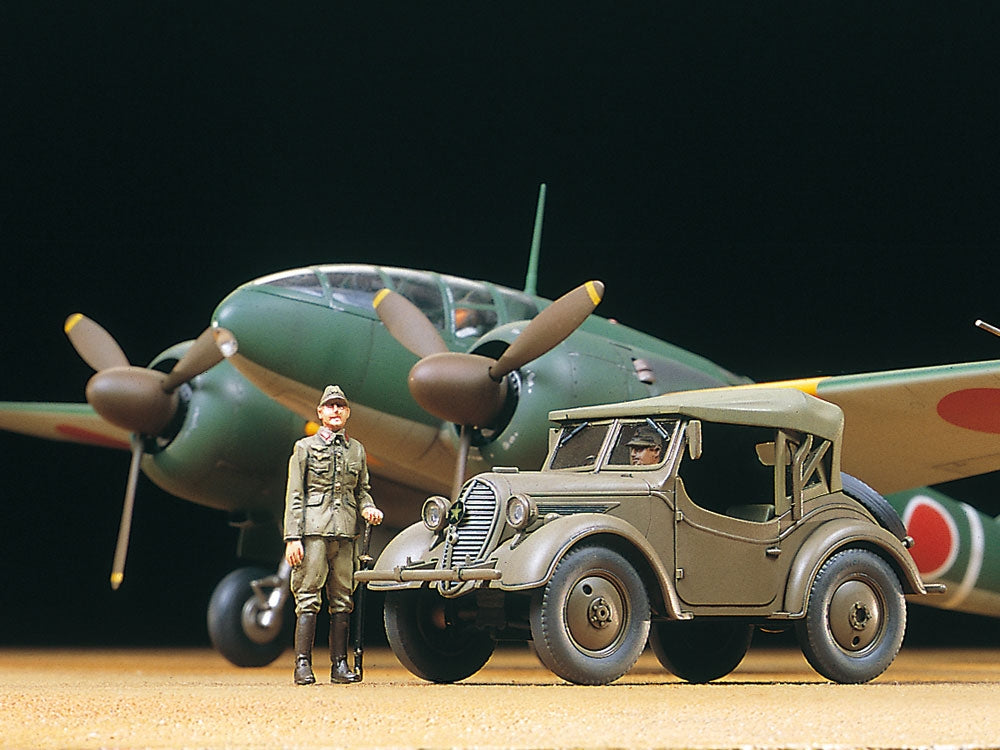 Tamiya 25217 Mitsubishi Ki-46 III Type 100 &amp;amp; 4X4 Light Vehicle Kurogane Set 1/48