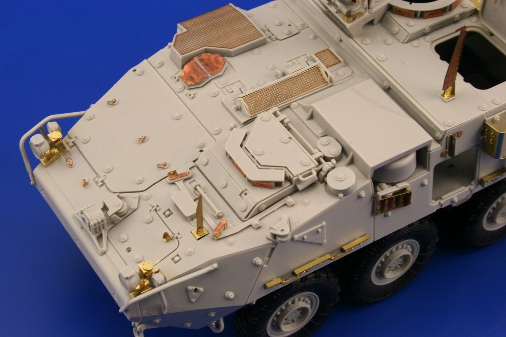 Eduard 35991 M-1126 Mounted rack and belts 1/35 Trumpeter – image 5