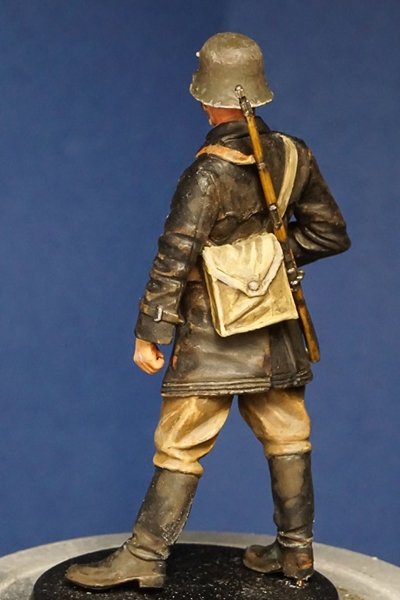 ToRo Model 35F126 September 1939 - Polish Soldier, 10th Mounted Rifle Reg.(mot) Figurine with decals / Two different heads included 1/35 – Bild 6