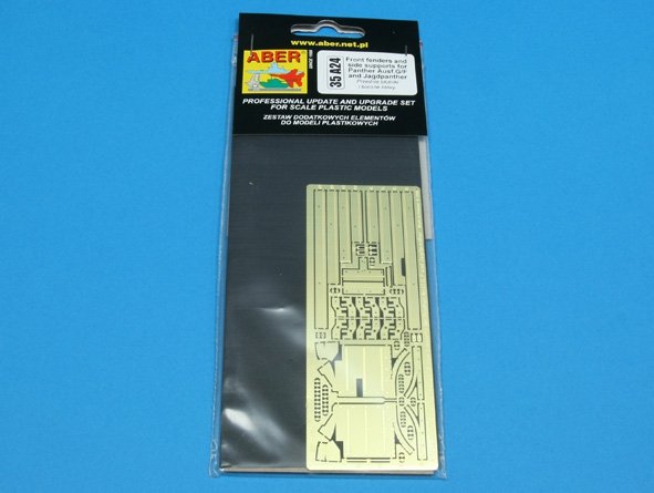 Aber 35A024 Front fenders and side skirts for Panther, Ausf.G and Jagdpanther (1/35) – image 3