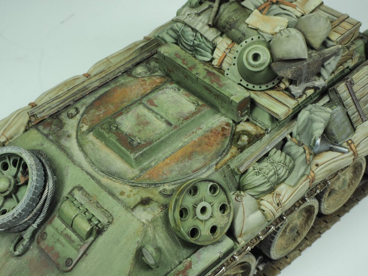 Panzer Art RE35-546 T-34 Improvised ARV 1/35 – image 4