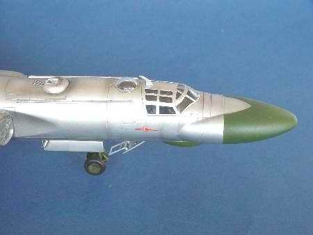 Trumpeter 01613 Tupolev Tu-16K-10 BADGER C 1/72 – image 5