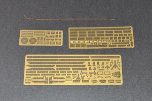 Trumpeter 04551 PLA Navy Type 071 Amphibious Transport Dock 1/350 – image 4