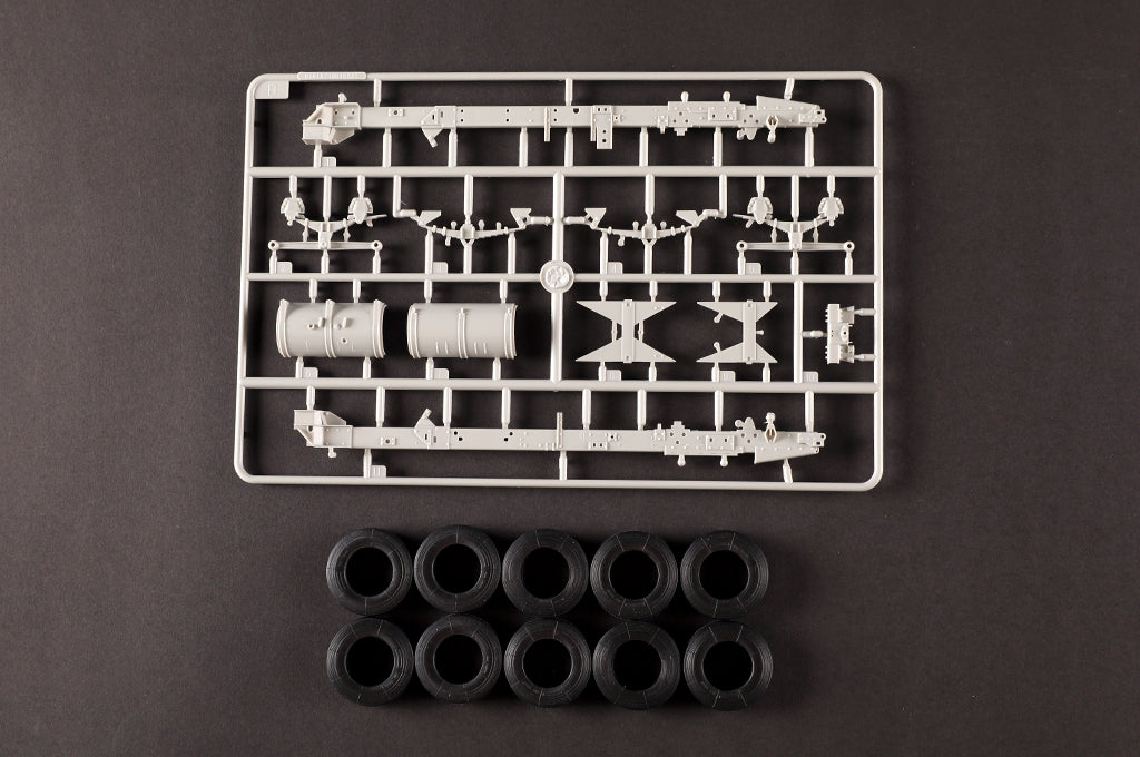 Trumpeter 01084 M915 Gun Truck 1/35 – obrázek 10