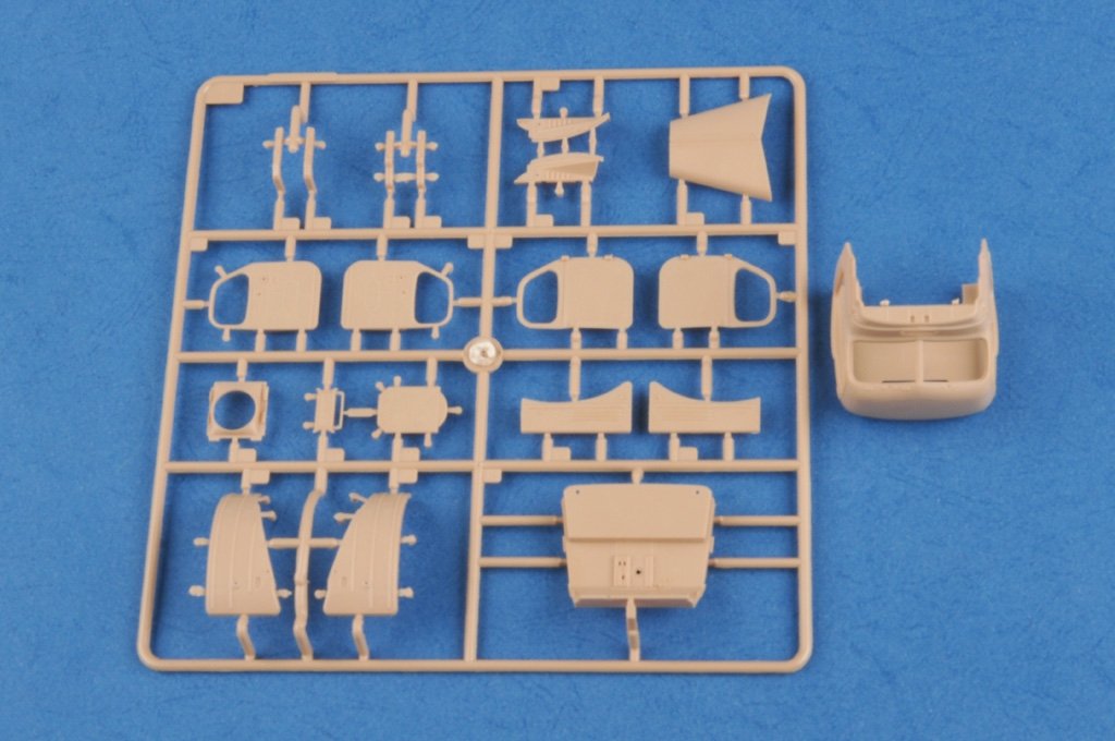Hobby Boss 83845 Russian ZIS-151 1/35 – zdjęcie 9