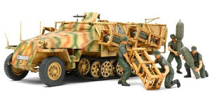 Tamiya 32566 Sd.Kfz.251/1 Ausf.D Stuka 1/48 – image 2