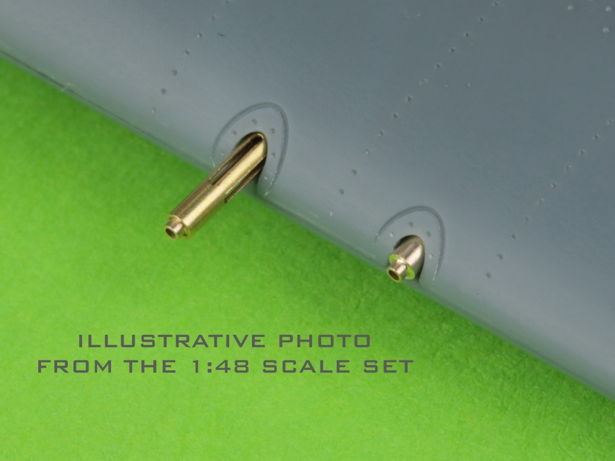 Master AM-72-154 F4F-3 Wildcat EARLY (pre-war) - Browning .50 MGs with oblong radiator holes and early pitot tube 1/72 – Bild 3