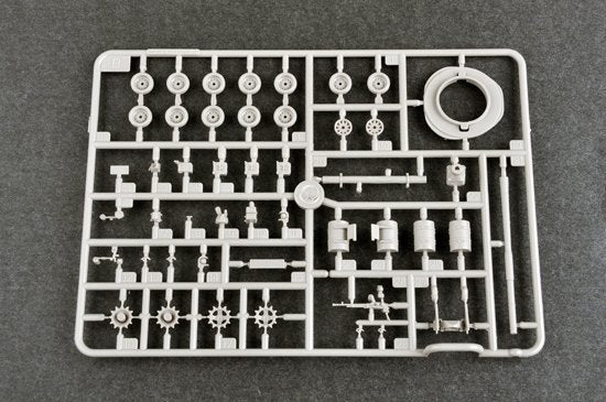 Trumpeter 07144 Russian T-80B MBT 1/72 – image 6