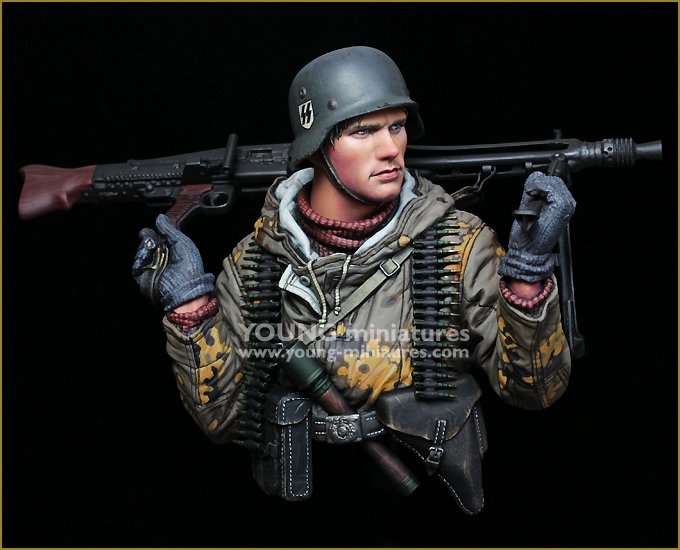 Young Miniatures YM1882 German Machine Gunner Eastern Front WWII 1/10 – image 8