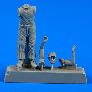 Aerobonus 480108 US Army aircraft mechanic WWII - Pacific theater 1/48